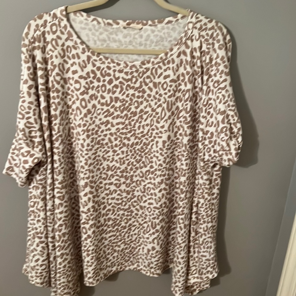 ODDY flowy top